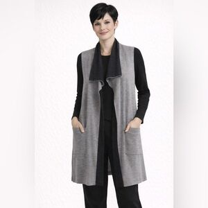 PARAPHRASE gray open vest (merino wool & acrylic)